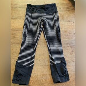 Lululemon runday run day crop size 6